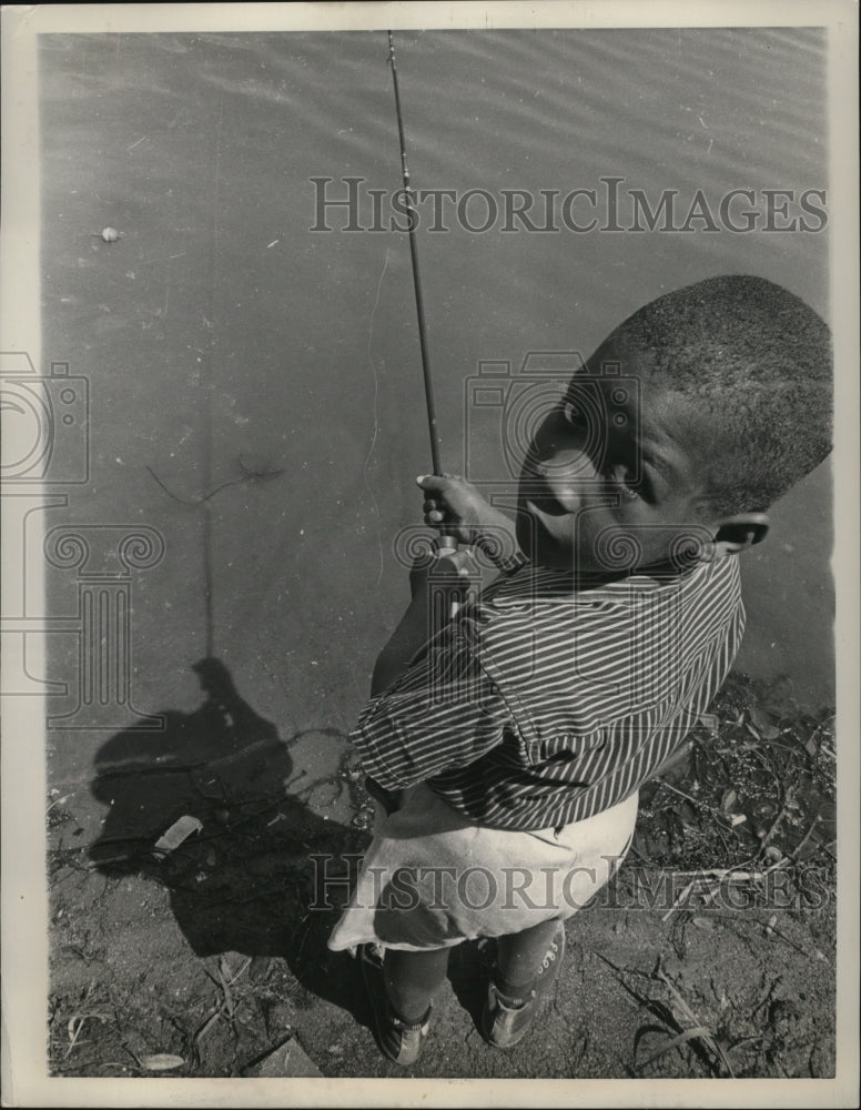 1959 NEW YORK SIX-WEEK JUNIOR FISHING CONTEST NYC-Historic Images