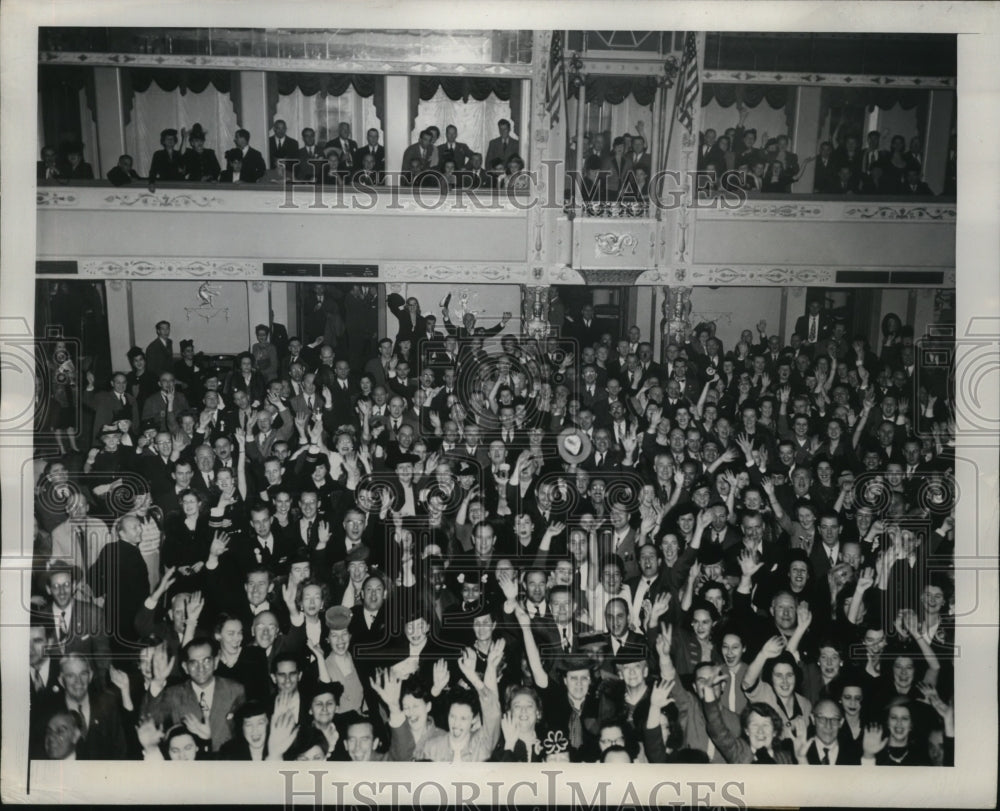 1945 New York Crowd celebrated on Gen.William O'Dwyer Victory NYC-Historic Images