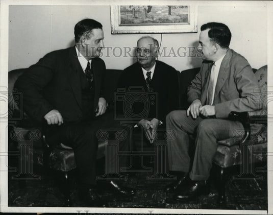 1932 Press Photo NEW YORK REPUBLICAN CHIEFS CONFER NYC - Historic Images
