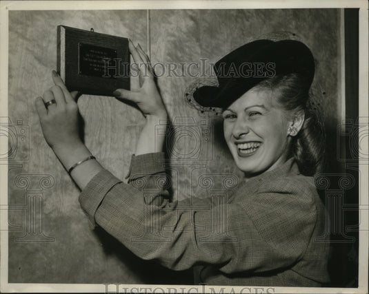1947 Press Photo NEW YORK - Historic Images