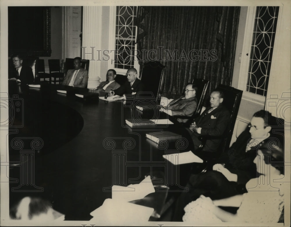 1934 Press Photo New York Board of Alderman Listening at City Hall of NYC. NYC-Historic Images