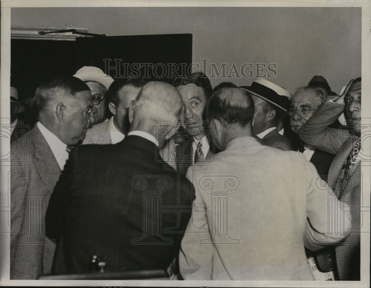1934 Press Photo New York Dooling In as Tammany's Head, Ruddy Withdraws NYC - Historic Images