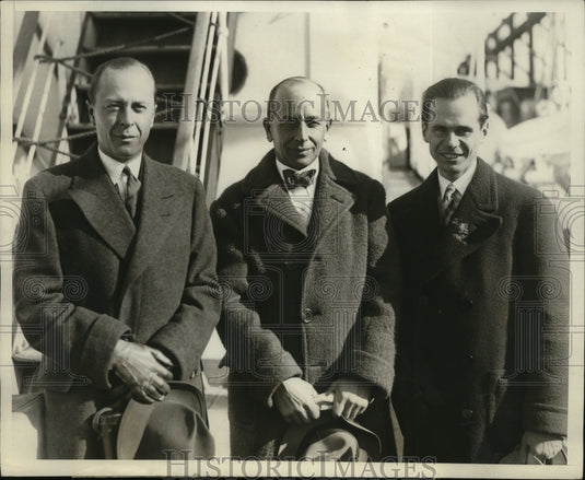 1930 Press Photo NEW YORK MEMBERS OF HUNGARIAN ARMY TEAM NYC - Historic Images