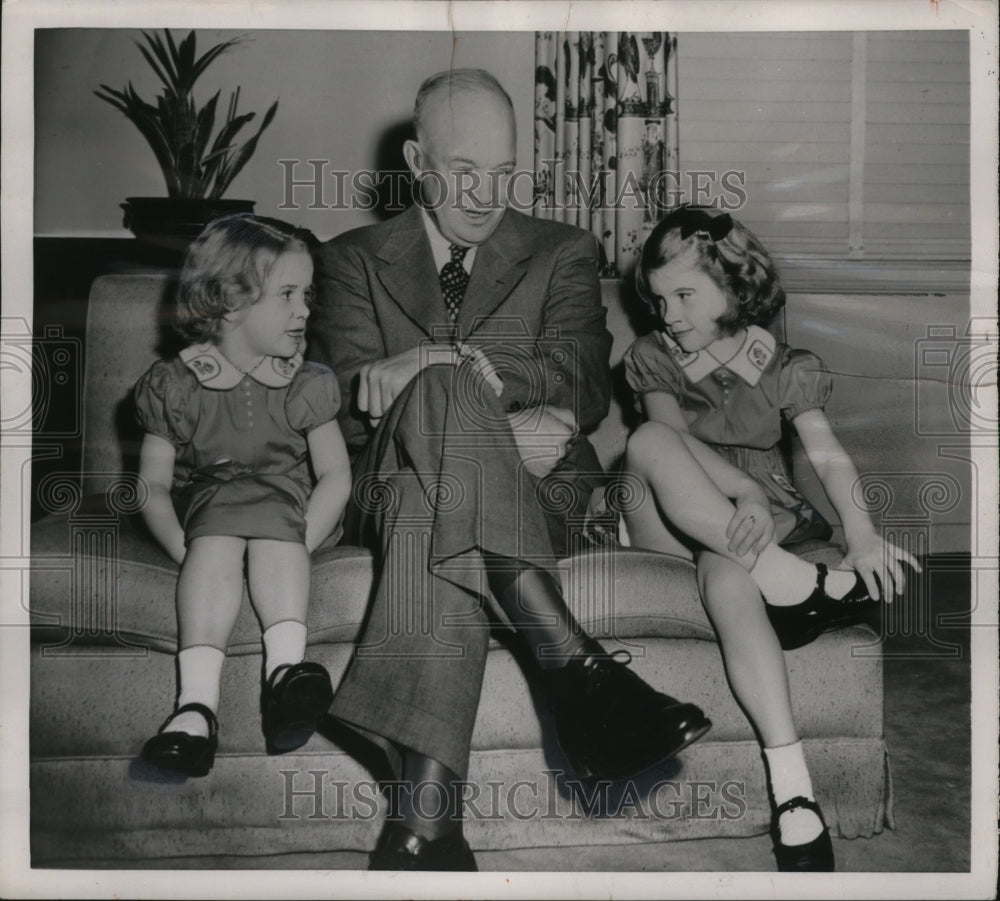 1953 Press Photo NEW YORK EISENHOWER CALLS FOR MARCH OF DIMES NYC - Historic Images