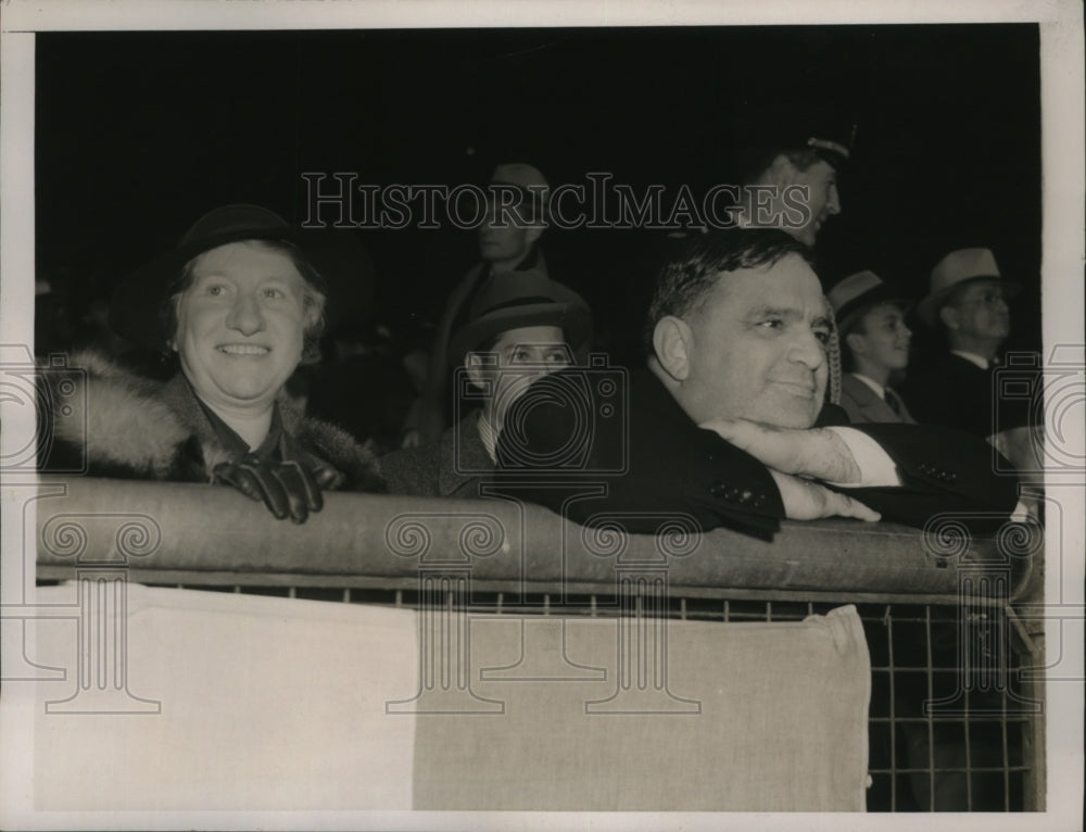 1936 Press Photo New York Mayor LaGuardia and Wife Attend World Series NYC-Historic Images