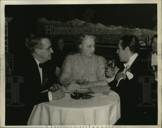 1938 Press Photo New York Opening of La Conga club, Mr & Mrs WB Wood NYC - Historic Images