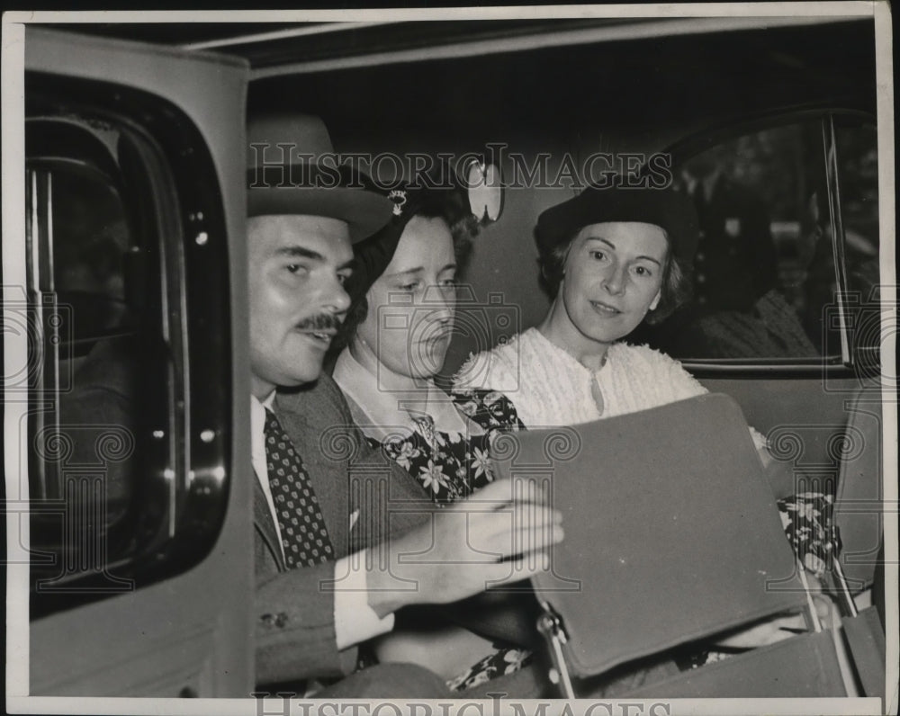 1938 Press Photo New York Thomas E.Dewey and wife with friend Mrs.C.T, Hogan NYC - Historic Images