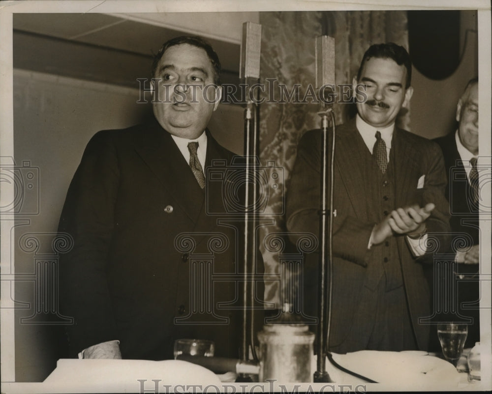 1937 Press Photo New York Mayor LaGuardia Speech Applauded by Thomas Dewey NYC - Historic Images