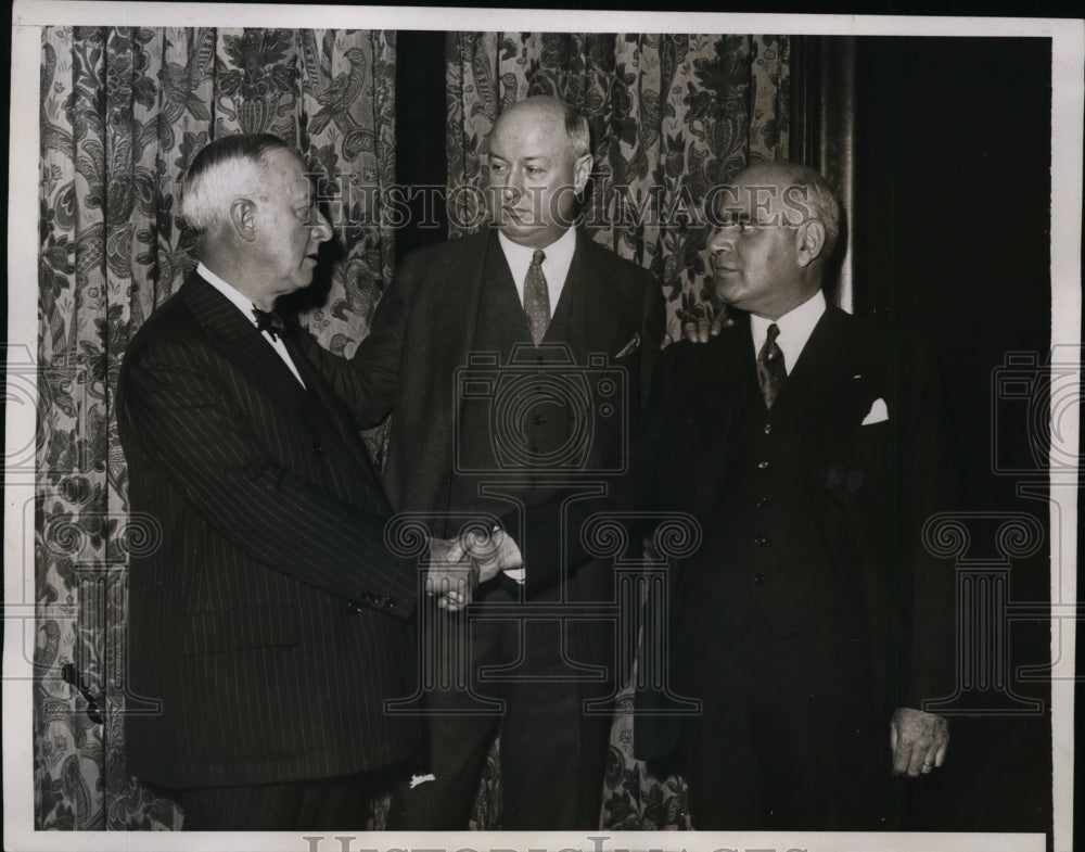 1934 Press Photo New York Ex Gov Alfred E Smith, James Farley Attend Lunch NYC - Historic Images