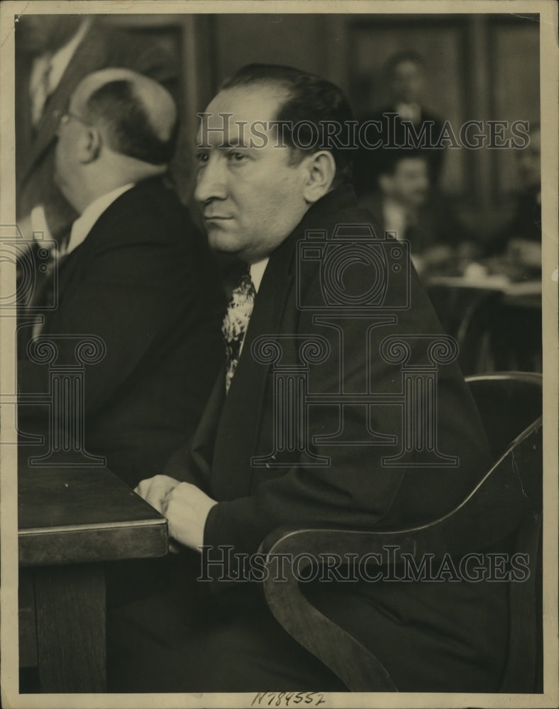 1946 Press Photo New York Brooklyn Druggist Benjamin Feldman In Court NYC - Historic Images