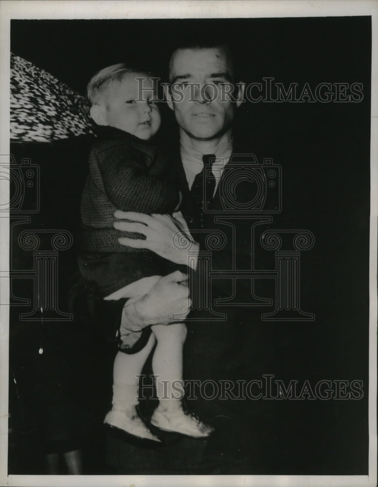 1938 Press Photo New York George O&#39;Connell &amp; boy Dean Tripp Floral Park NYC - Historic Images