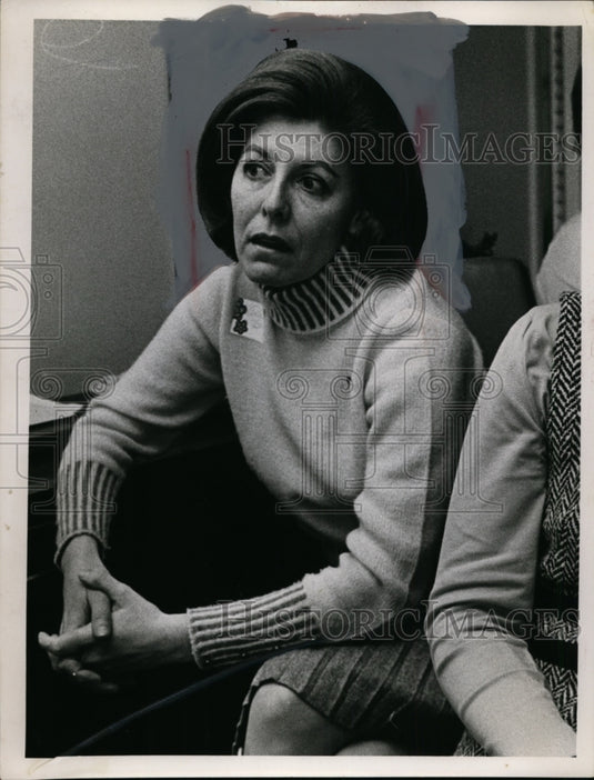 Press Photo Woman Shown in Picture Arlene Berk - neo01046-Historic Images