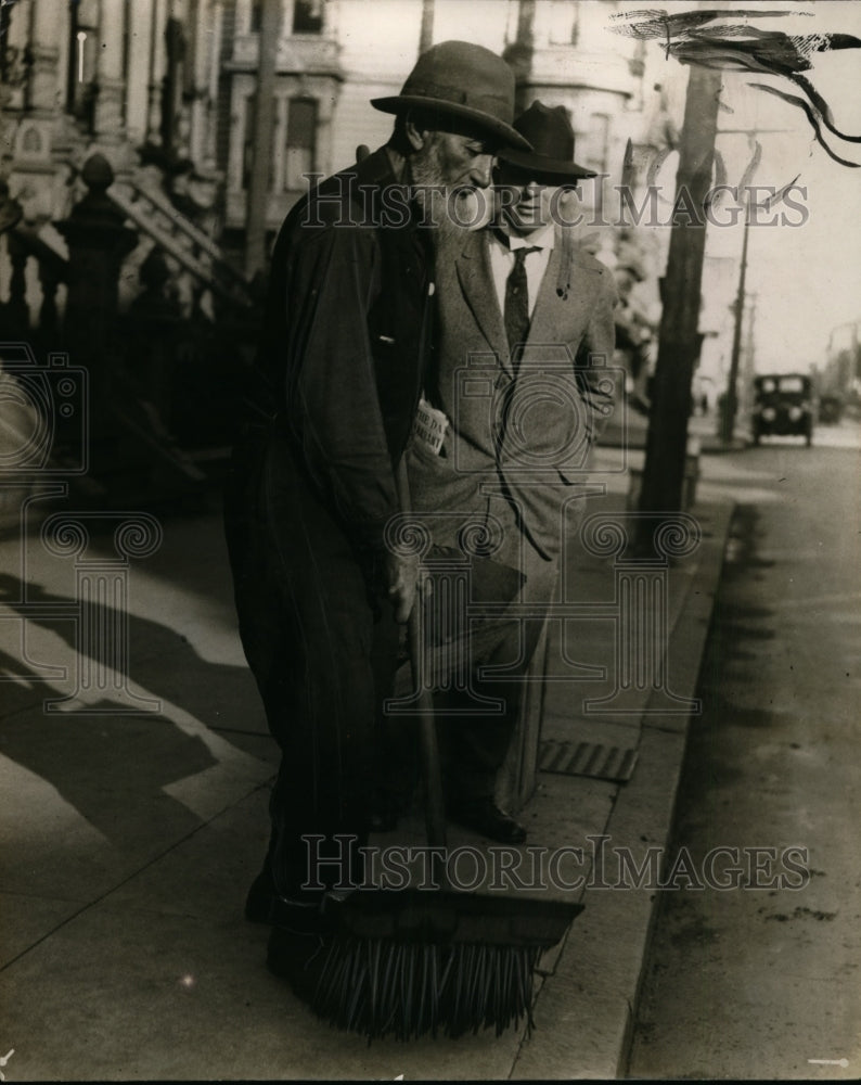 1924 Press Photo Street Cleaner &amp; John Jonnett - neo01064 - Historic Images
