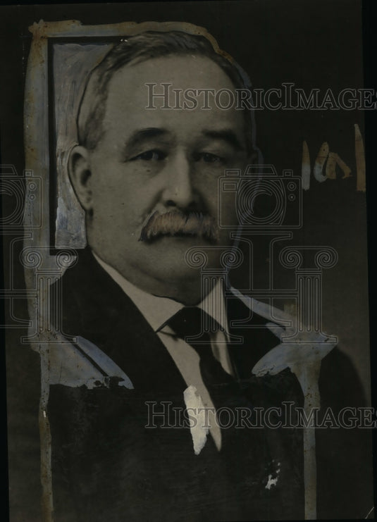 Press Photo R.R. Hawkins, Justice of the Peace - neo01139-Historic Images