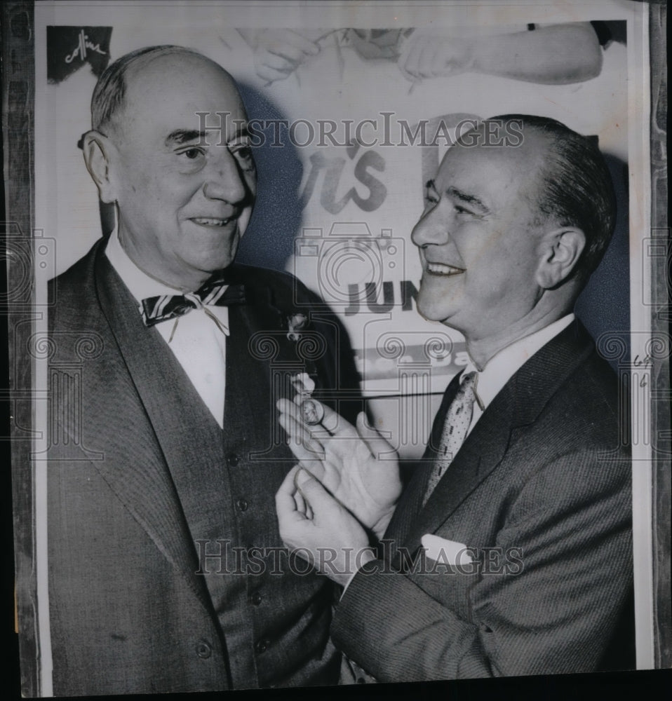 1956 Press Photo Alvin Austin Congratulates Joseph Welch, &quot;Father of the Year&quot;-Historic Images