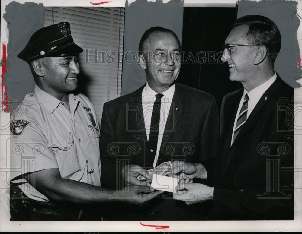 1966 Patrolman Phil DeLae, Capt Joseph Strauss &amp; Mayor Lucher - Historic Images