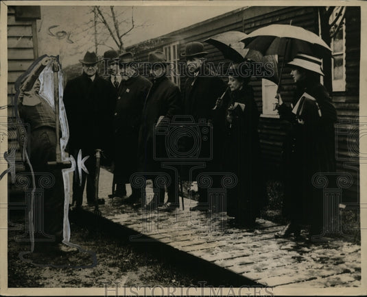 1918 Press Photo American Red Cross & labor leaders in the British Isles on tour - Historic Images