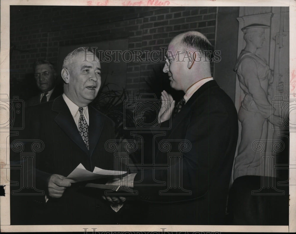 1946 Charles F. Brannan, Wiley Rutledge at Swearing - Historic Images