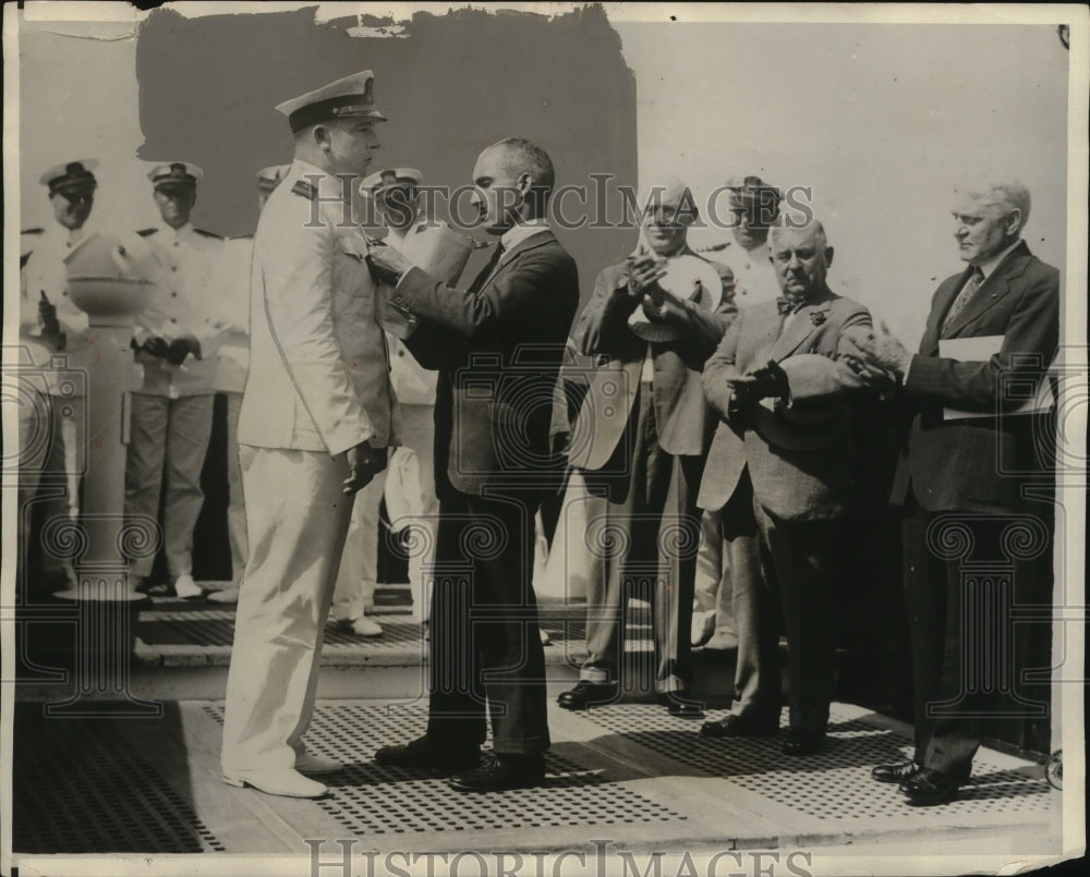 1928 Giles Chester Stedman Given Italian Bravery Medal, Boston - Historic Images