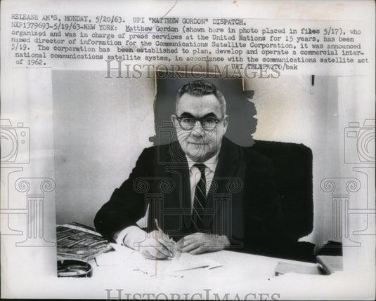 1963 Press Photo Matthew Gordon of Communications Satellite Corporation - Historic Images