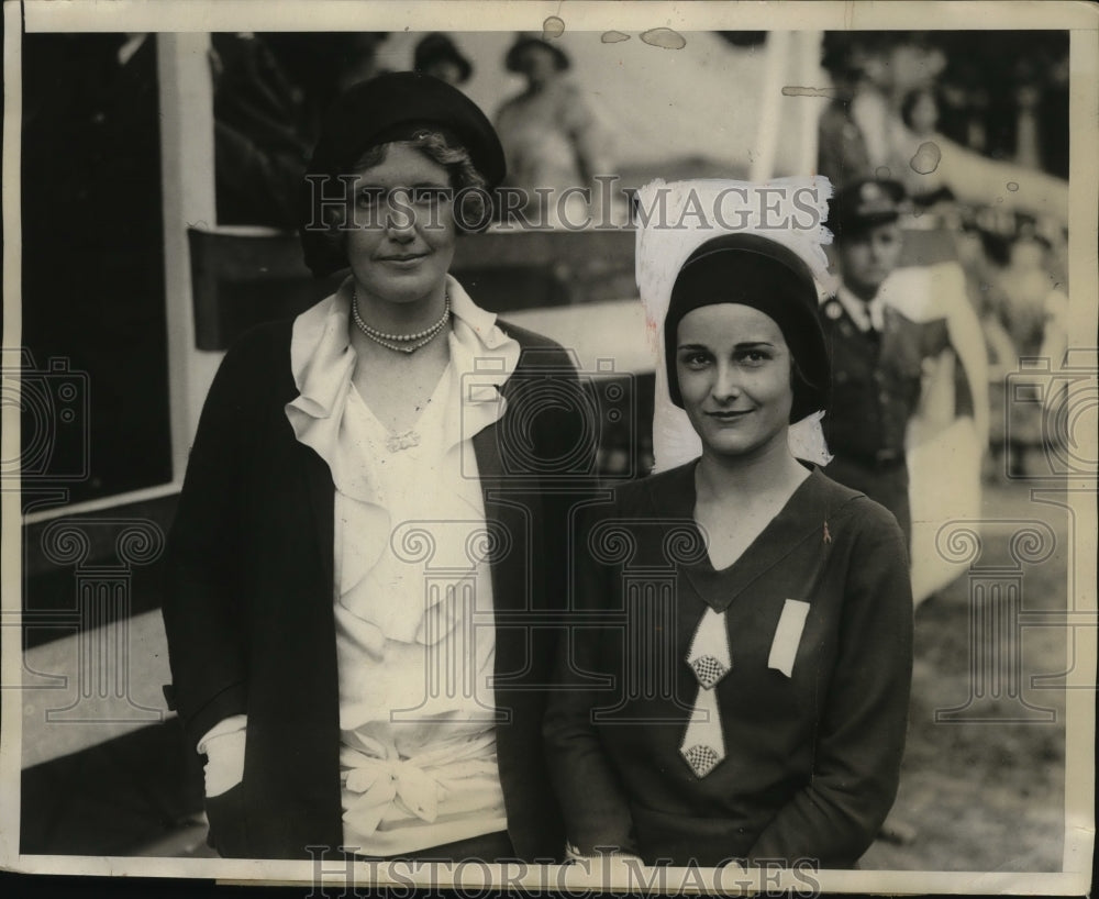 1930 Mrs. Patrick J. Hurley, Sue Pollard at Army War Carnival - Historic Images