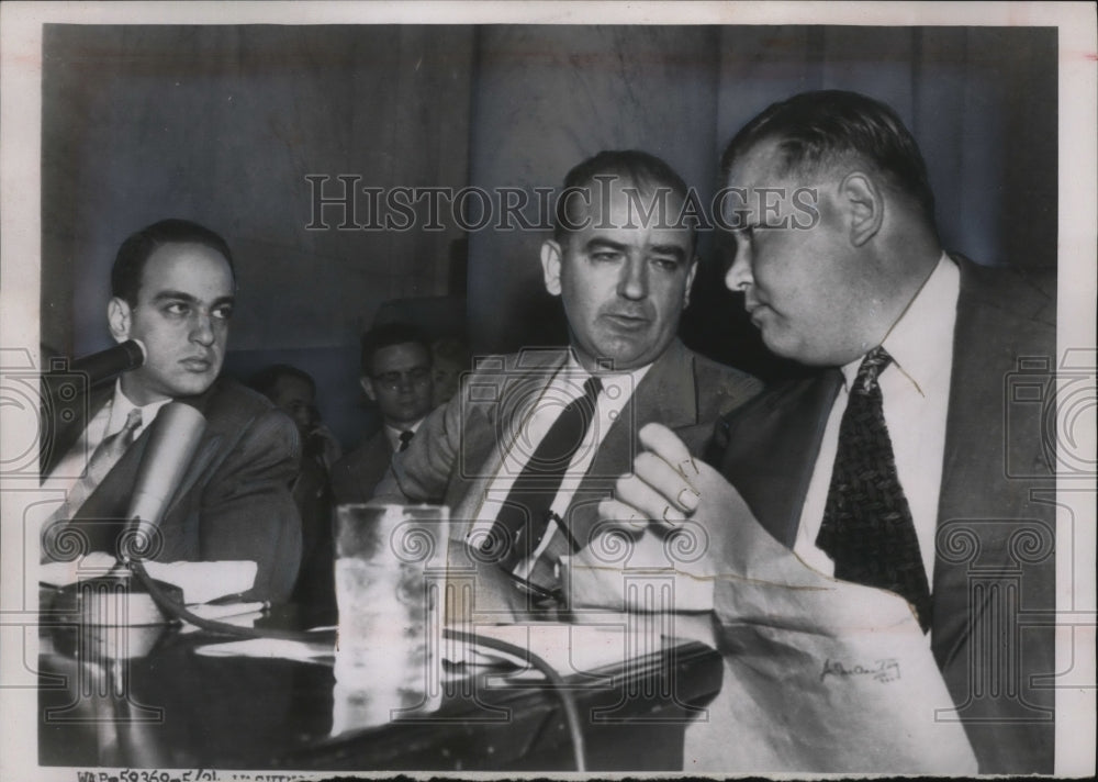 1954 Senator Joseph McCarthy at Army - Historic Images