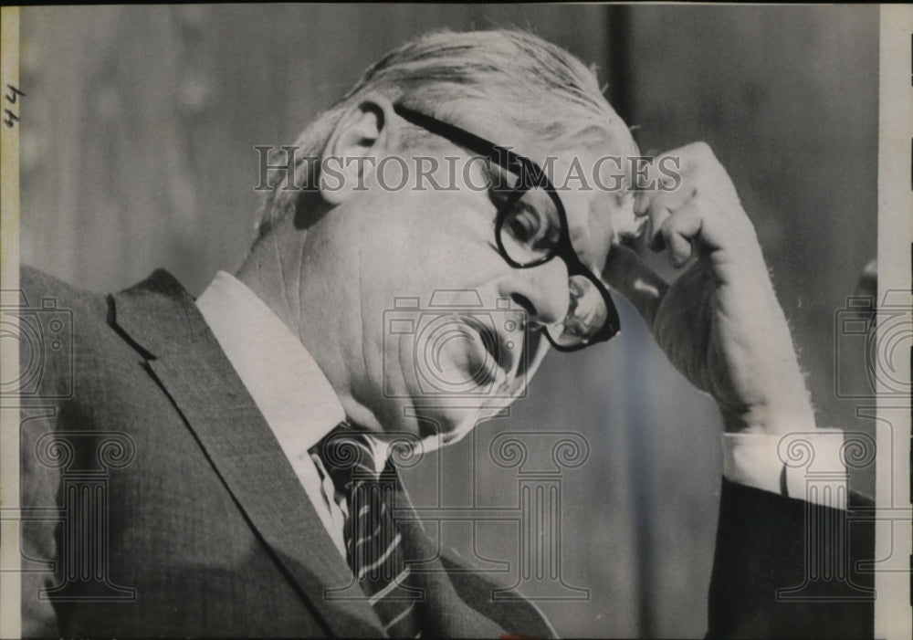 1970 Congressman Rogers C.B. Morton at News Conference, Washington - Historic Images