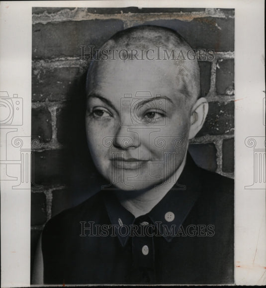 1954 Press Photo Mrs. Alney Sweigart, Assaulted and Shaved by Husband, Kentucky - Historic Images