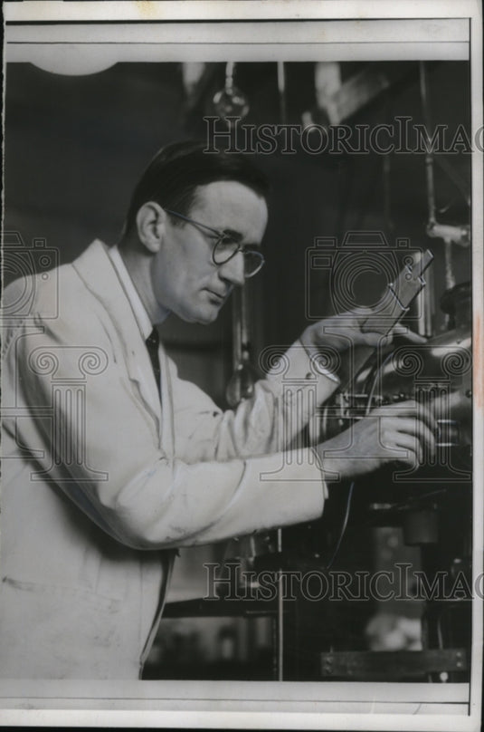 1955 Press Photo Polykarp Kusch, Scientist & Nobel Prize Winner - Historic Images