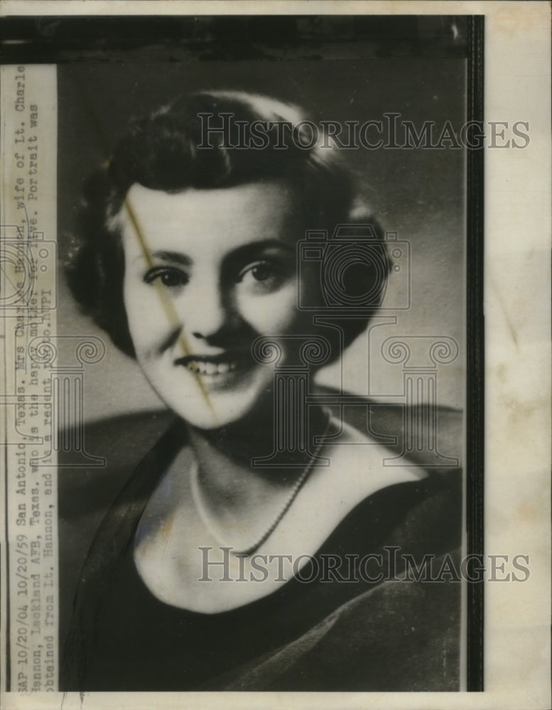 1959 Press Photo Mrs. Charles Hannen wife of Lt. Charles Hannon & mom of five - Historic Images