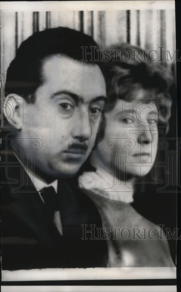 1962 Suzanne Coipel Van de Put &amp; Husband Jean at Murder Trial - Historic Images