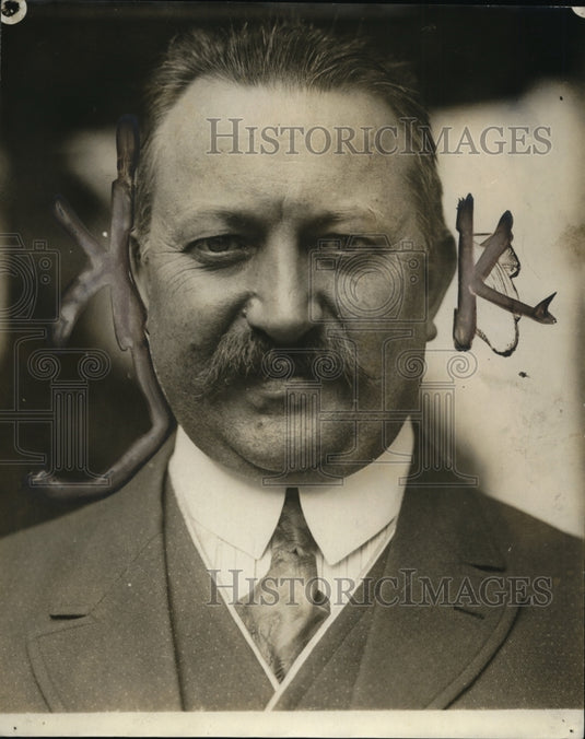 1916 Maxa Servis, hotel Proprietor  - Historic Images