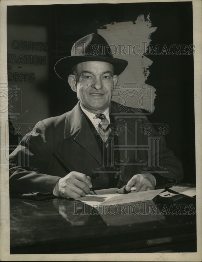 1949 Press Photo Salvatore Laudadie - neo05673-Historic Images