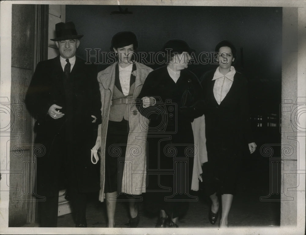 1937 Press Photo Tully Garmer, Genevieve Garner, Mrs John garner, Mrs. Garner-Historic Images