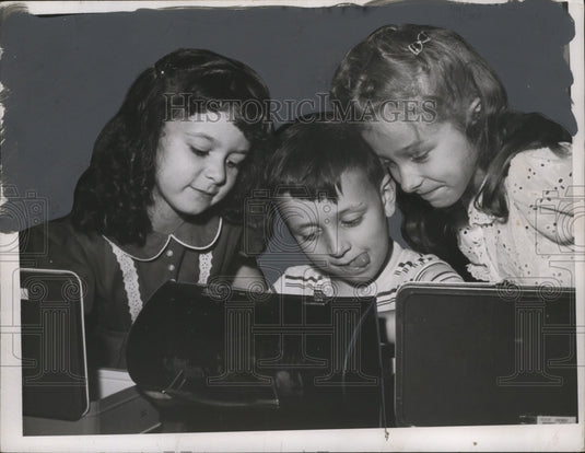 1952 Press Photo Sue Wilson, Kenny Farley, Carolyn somich of Richmond Heights - Historic Images