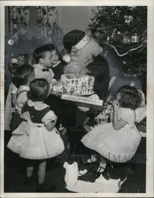 1958 Press Photo West Side Society Fair for Crippled Children Party - Historic Images