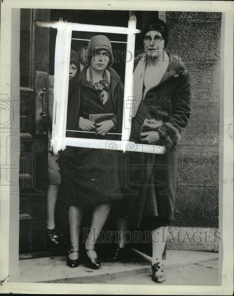 1928 Press Photo Mrs. Hart aka Eleanor Glazer Schwartz - neo06736-Historic Images