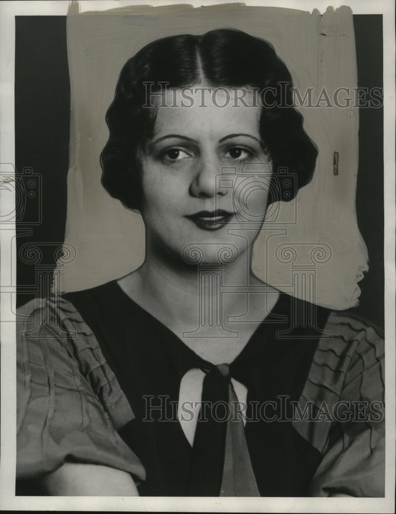 1933 Mrs. Jerry Robinson  - Historic Images