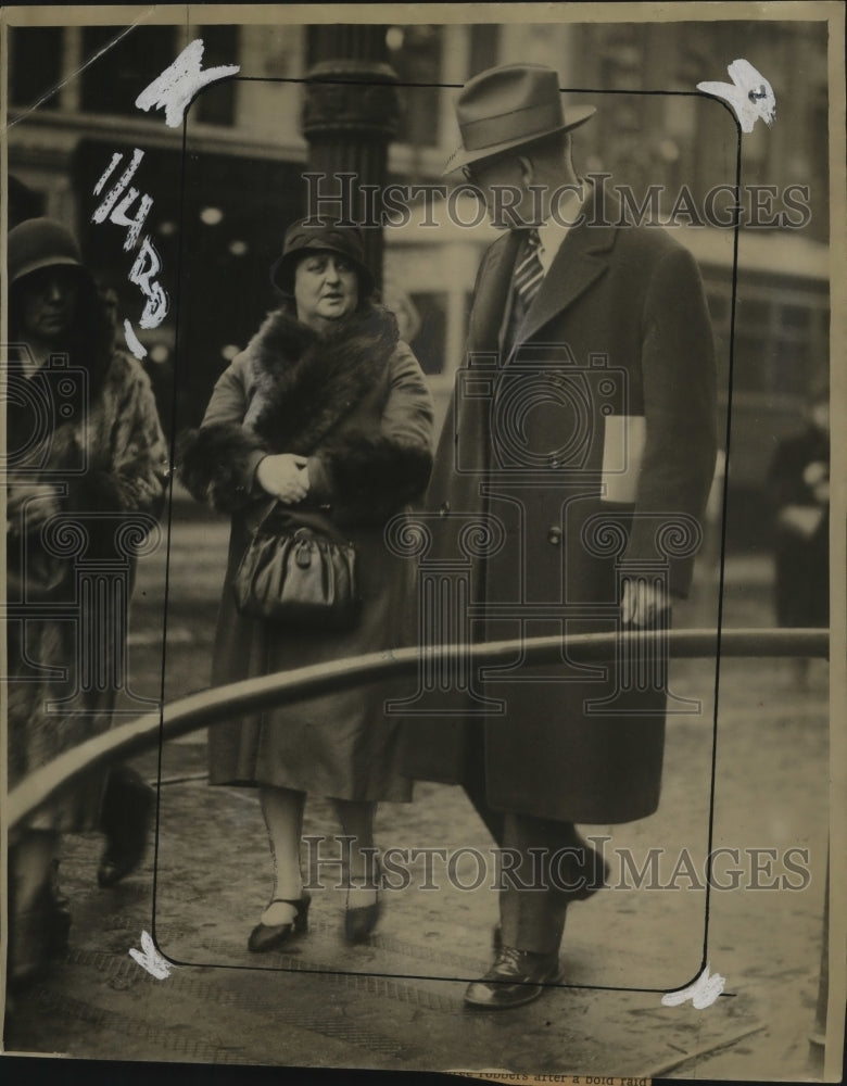 1929 Press Photo Woman Identifying as Blanche McKay, Arrested for Check Fraud-Historic Images