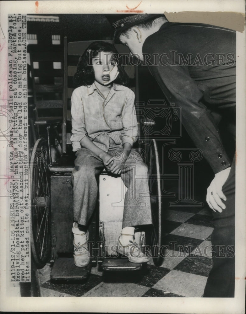 1948 Press Photo Martha Reyes, Injured in Los Angeles Chasing Pet Kitten-Historic Images