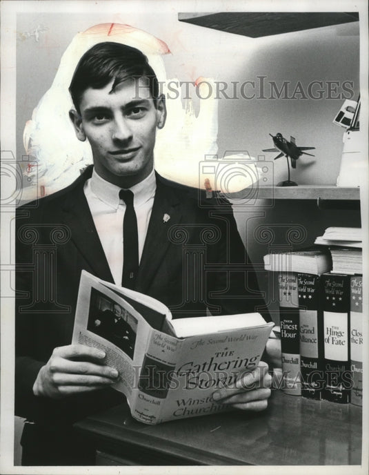 1967 Press Photo Michael Petit, Cleveland Press Vietnam Bombing Opinion Column-Historic Images