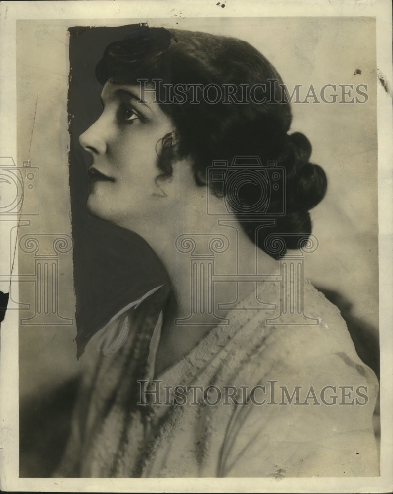 1924 Press Photo Margaret Vale, Wife of George Howe &amp; Actress - neo07323-Historic Images