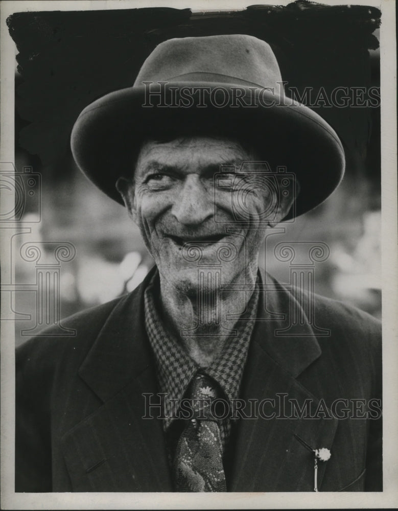 1944 Press Photo Charles D. Kline of Brunswick, Ohio - Historic Images