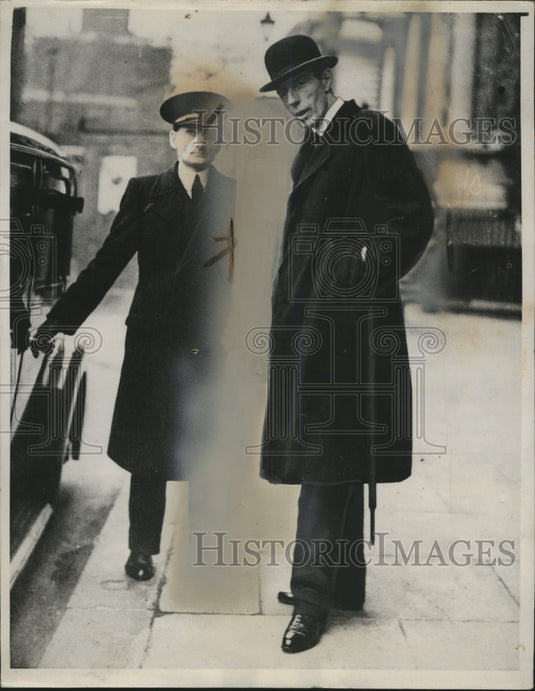 1941 Viscount Halifax British Amb. to US arriving at office - Historic Images