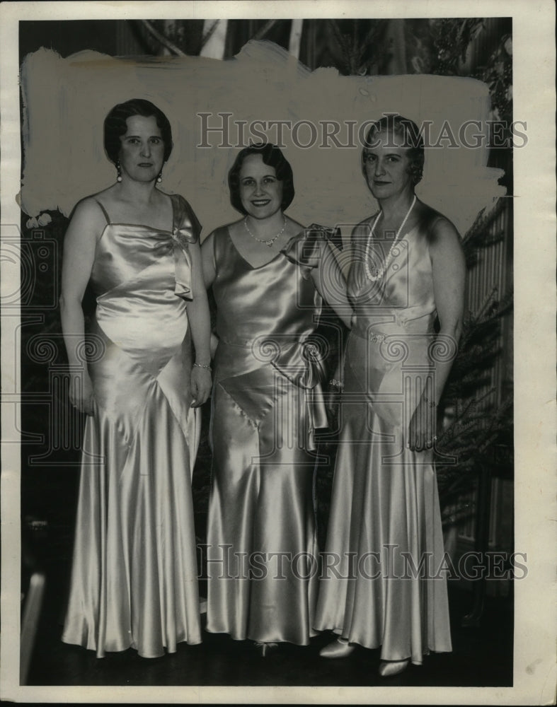 1931 Press Photo Attendees Christmas Dinner Dance in Wade Park Manor - Historic Images