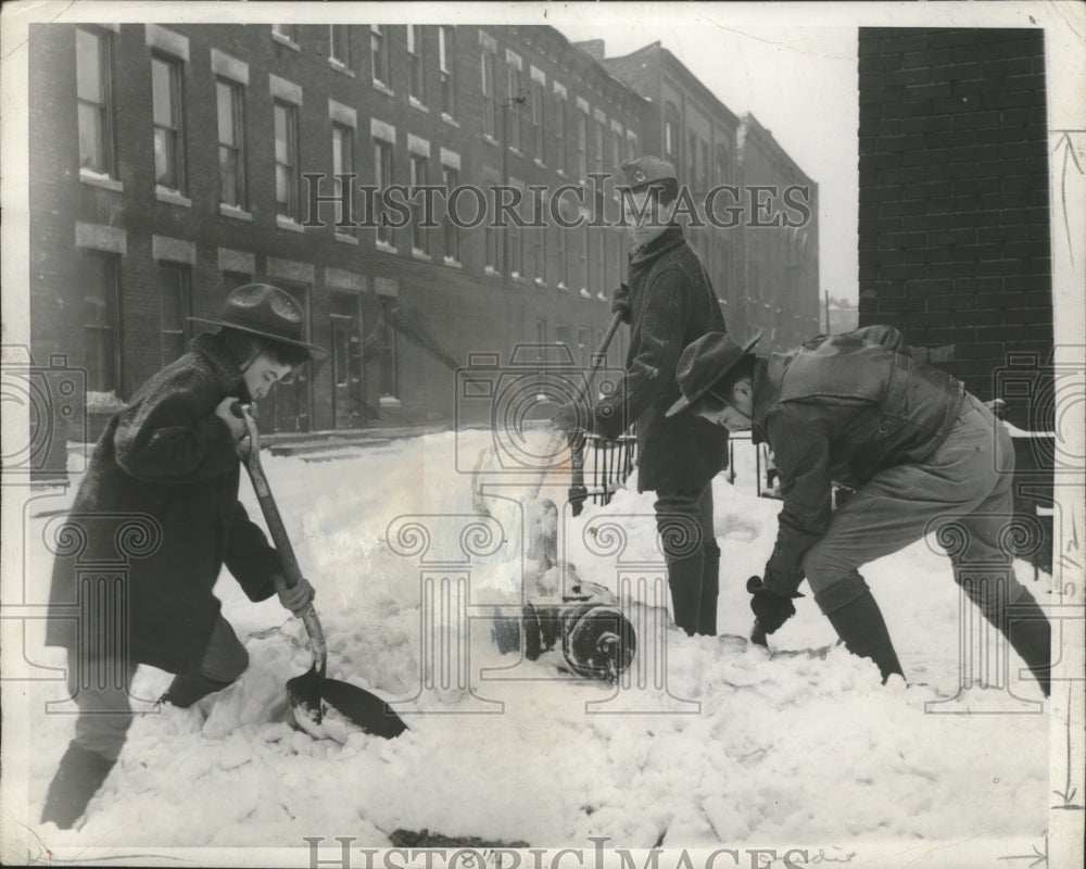 1948 Press Photo Boy Scouts Shoveling Snow - Historic Images