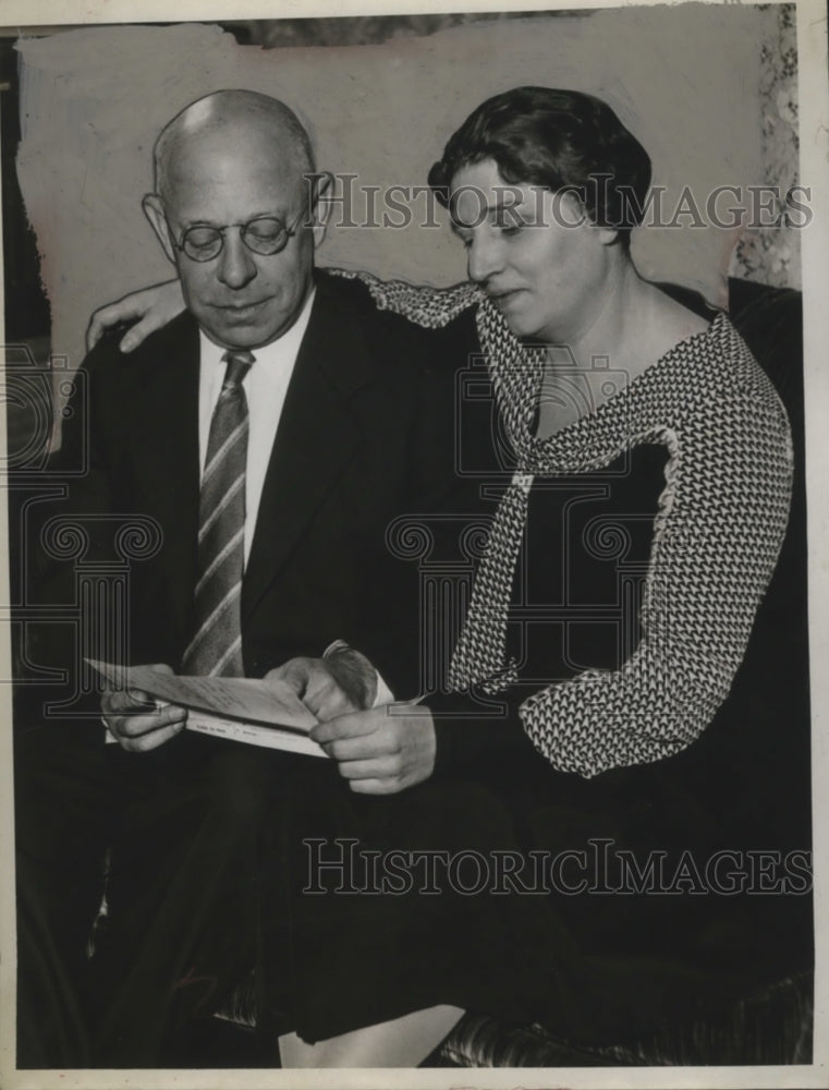 1933 Press Photo Mr & Mrs Adam Ziegler - Historic Images