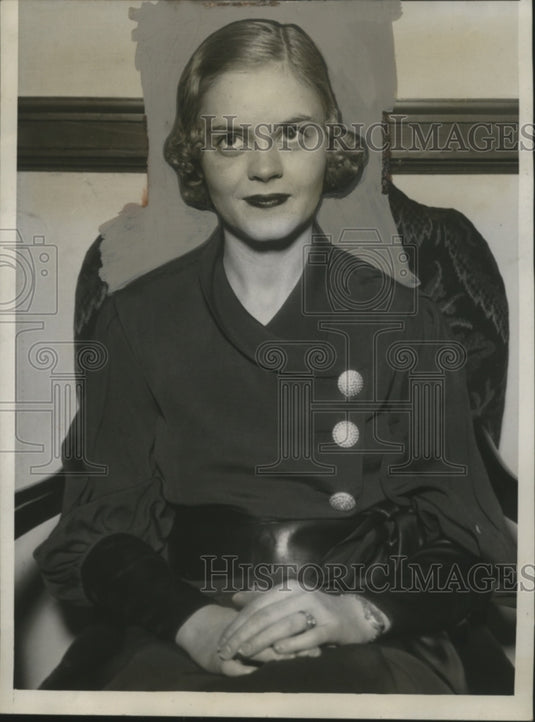 1934 Press Photo Elizabeth Cornell Suing Tennis Player Lucian E. (Luke) Williams-Historic Images
