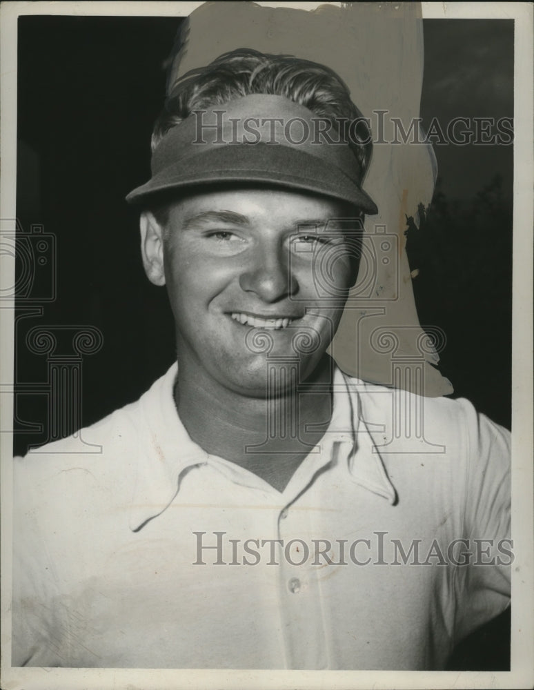 1948 Press Photo Robert Seyler Captain of Miami University Golf Team - neo10476 - Historic Images