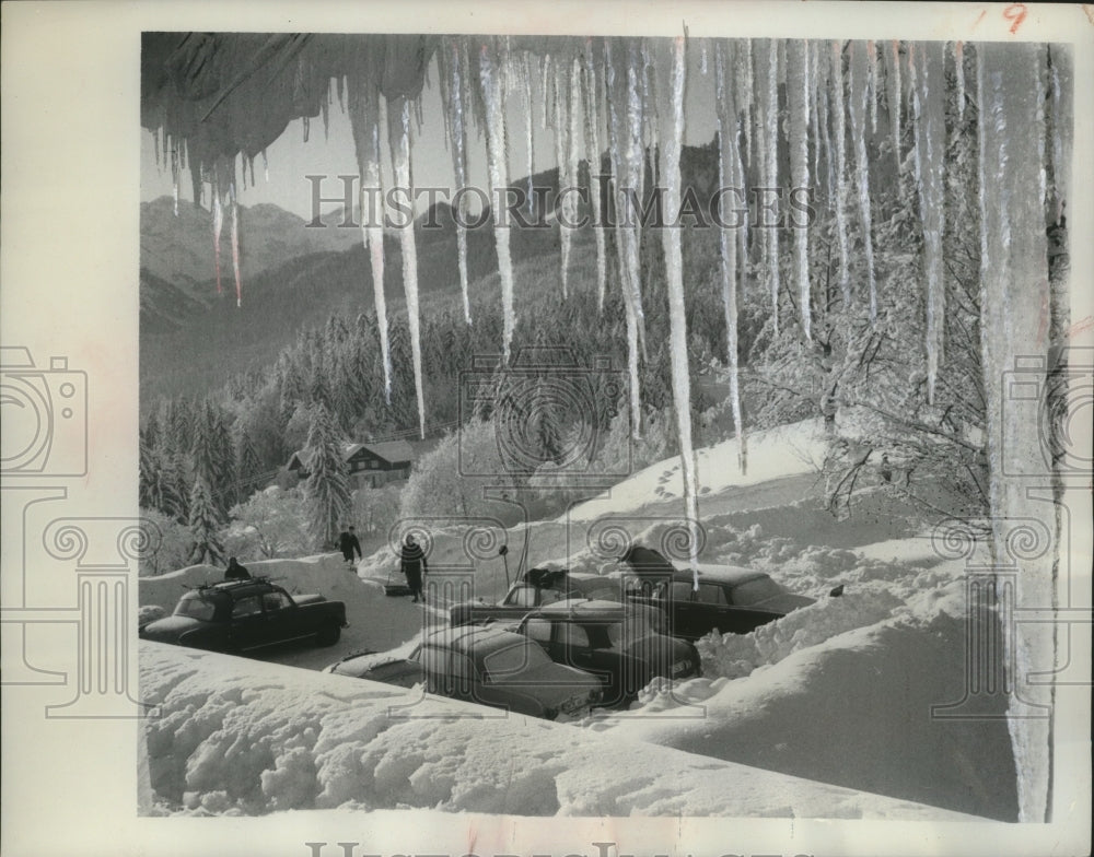 1963 Press Photo Winter Scene at Oberstdorf, Germany - neo12068-Historic Images
